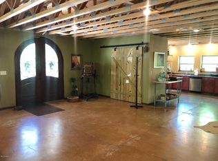 855 W 52nd St, Carthage, MO 64836