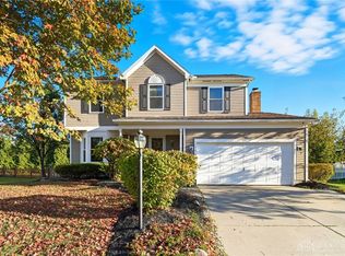 2141 Rosina Dr, Miamisburg, OH 45342