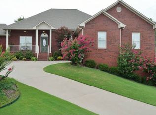 112 Wheaton Ct, Florence, AL 35633
