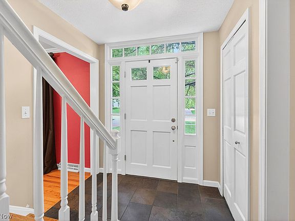 4th image of 1445 Kingsway