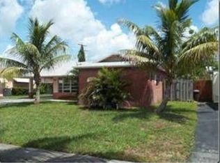 6811 NW 8th Ct, Pompano Beach, FL 33063