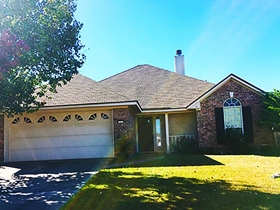 1620 Williamsburg Dr