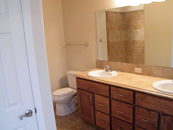Double sinks in master bath