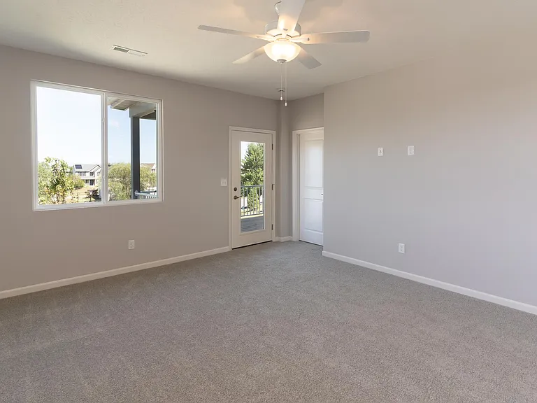 1369 Retriever Way #1B — Photo 10
