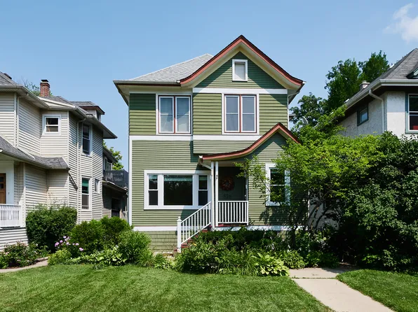 526 N Lombard Ave, Oak Park, IL 60302