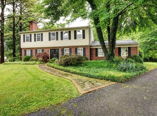 2401 Stannye Ct, Northfield, KY 40222