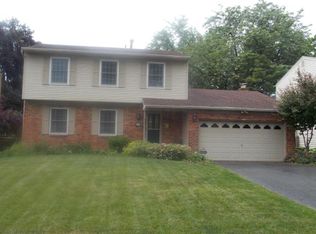 1855 Meander Dr, Columbus, OH