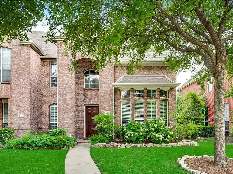 11423 Fountainbridge Dr — Photo 2