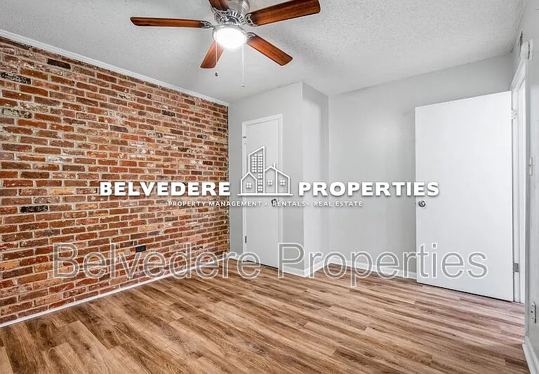 360 S Cherry St #B — Photo 20
