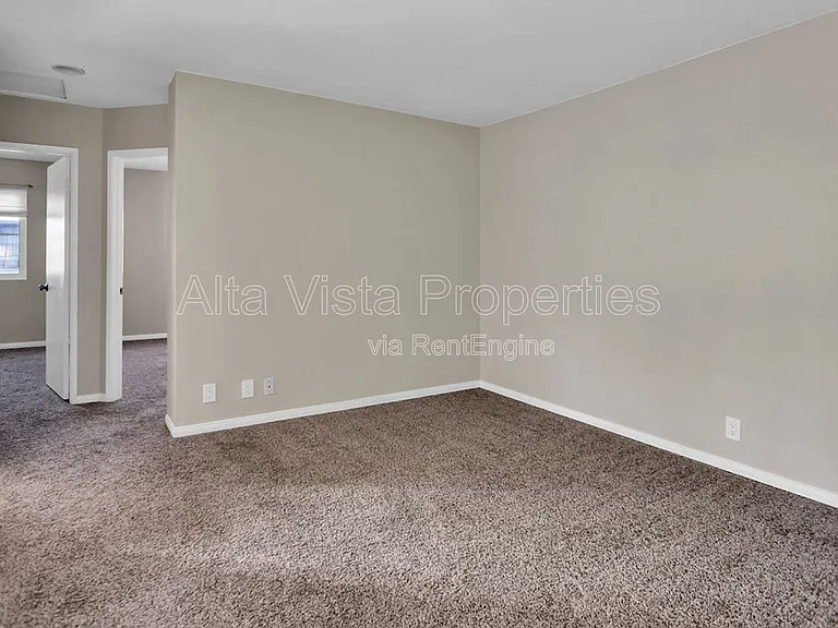 7960 Mission Vista Dr — Photo 24