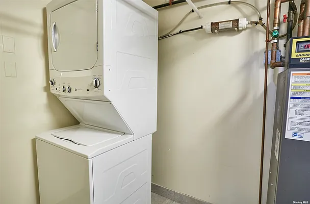 Sold by Prime Realty | media 17