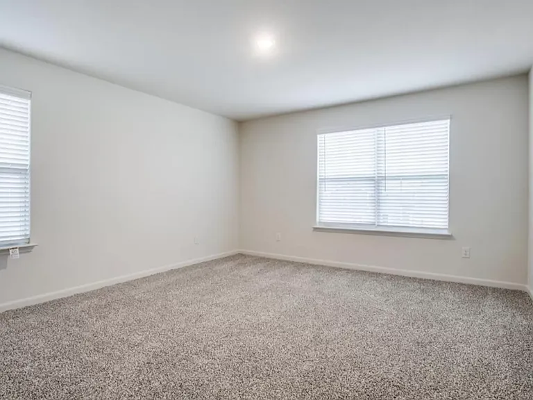 203 Marsh Ln — Photo 9