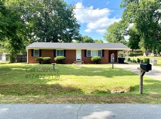 710 Summit Rd, High Point, NC 27265