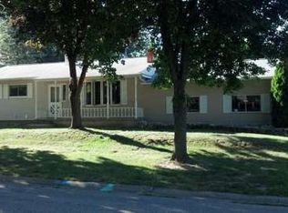 504 Greenway St, Davison, MI 48423
