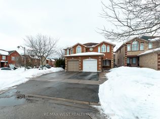 1977 Pine Grove Ave, Pickering, ON L1V6R5