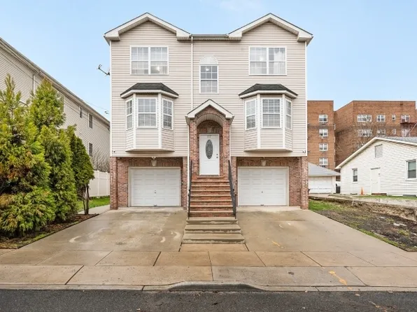 117-119 Stiles St, Elizabeth City, NJ 07208