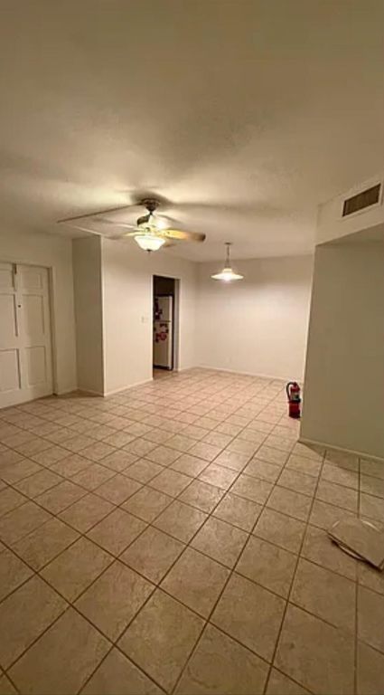 601 Pine Dr APT 104, photo 4