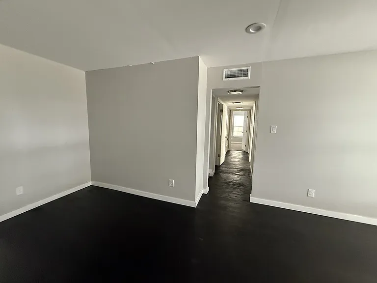 311 Ryan Dr — Photo 11