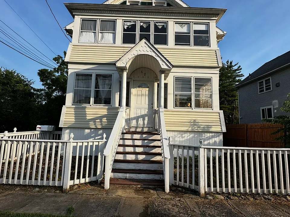 62 Overlook Ave #3