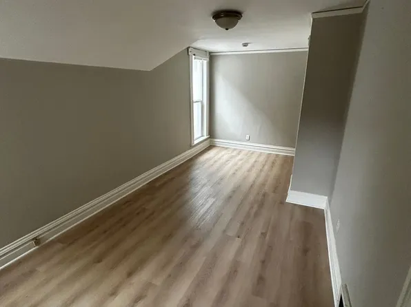 1206 E 3rd Street, 1206 E 3rd St APT B, Duluth, MN 55805