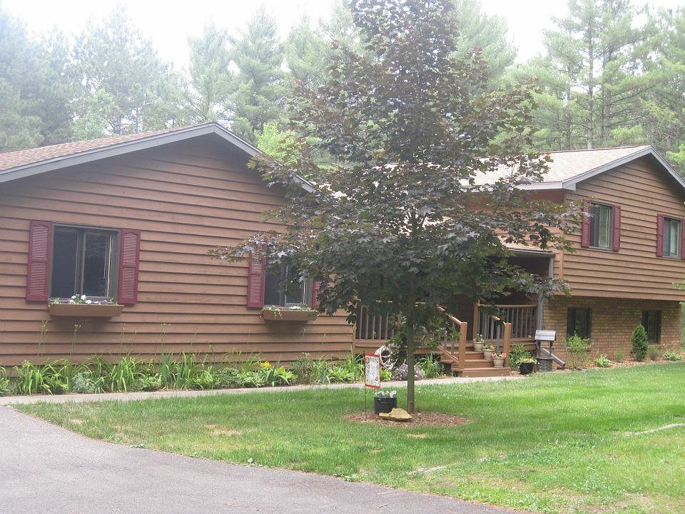 4.5 acre Family home