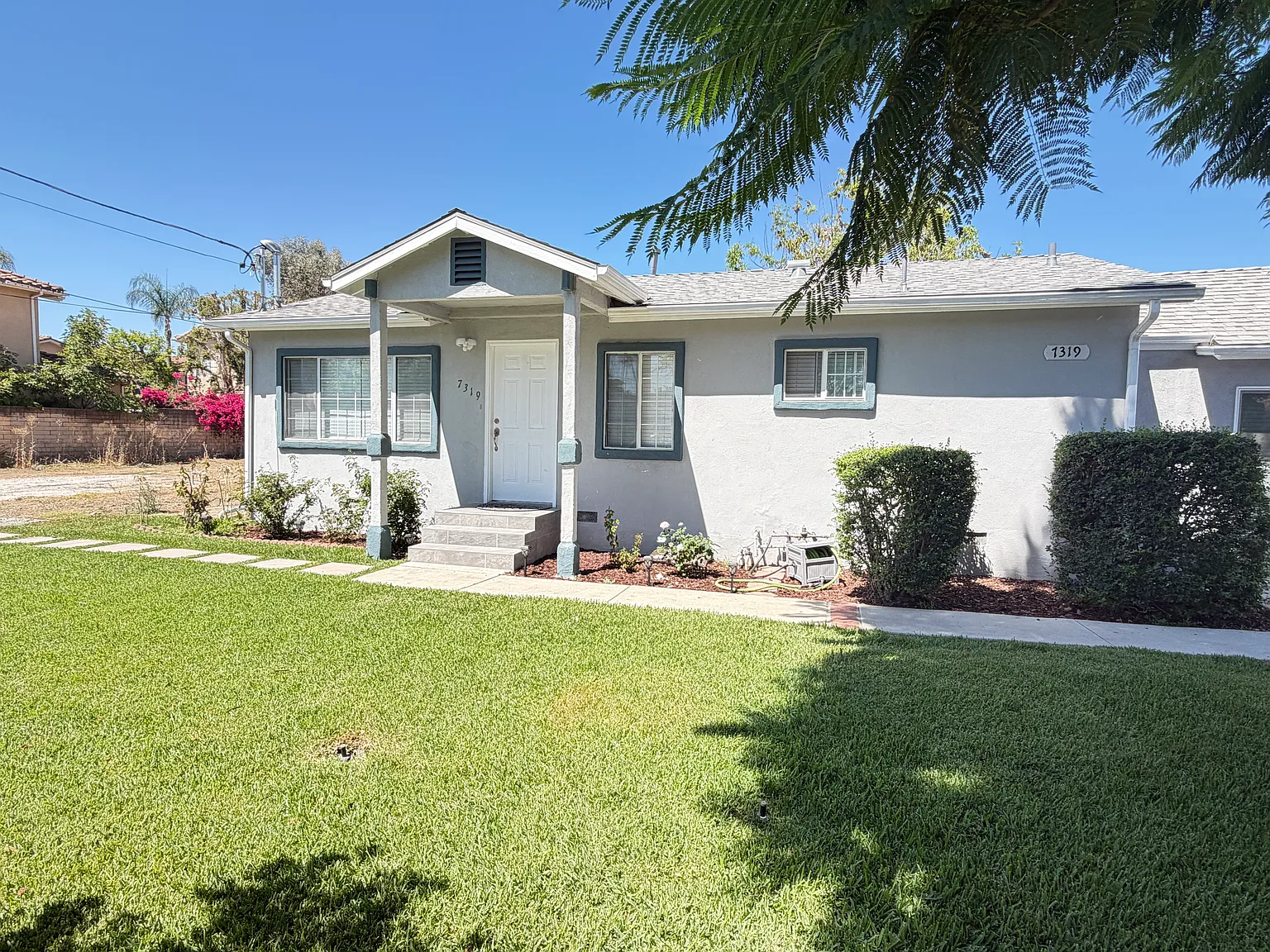 3 bed, 1260 sqft, $3,800 — Photo 1