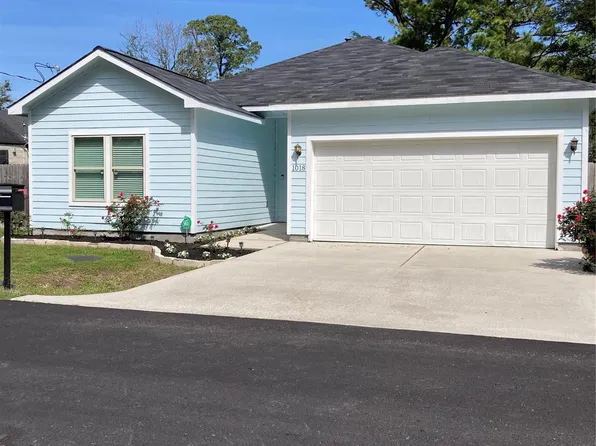 1018 Homer St, Houston, TX 77091