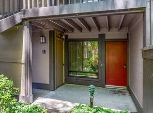 2000 Rock St APT 19, Mountain View, CA 94043
