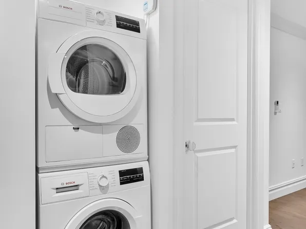 244 Tenth Avenue image 4 of 12