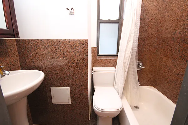 Rented by Compass | media 14