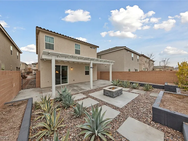 7960 Jaspence St — Photo 3