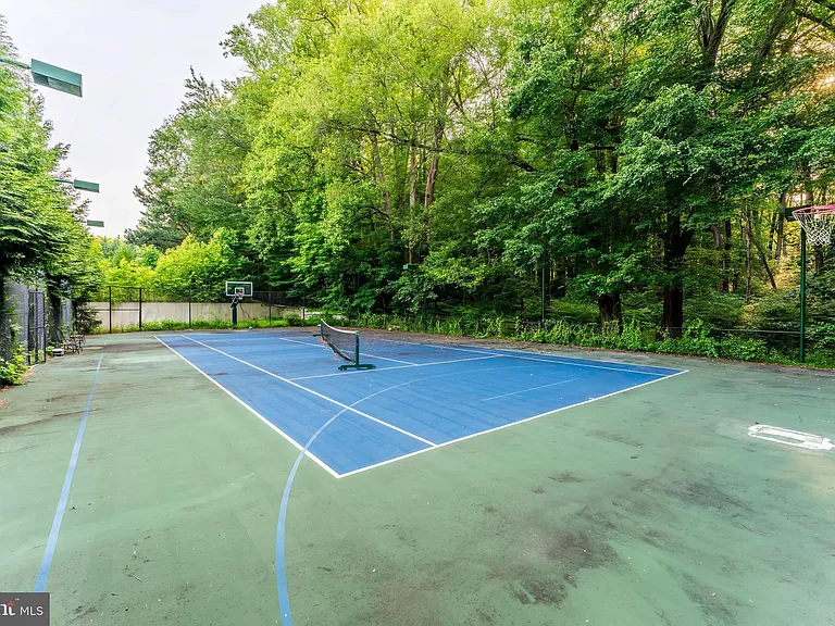 860 Nicholas Run Dr — Photo 33