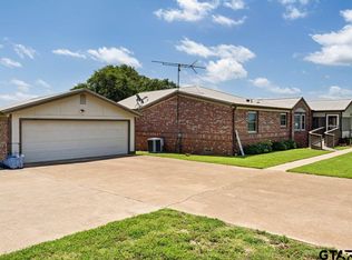 20356 County Road 482, Lindale, TX 75771