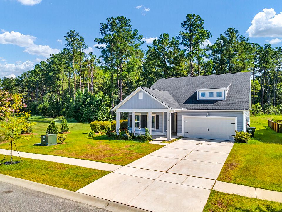 1st image of 991 Arrowwood Way