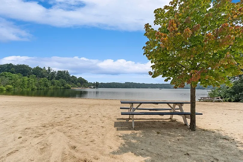 Arrive Lunenburg — Photo 4