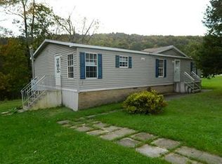 24 Hill Top Mnr E, Shelocta, PA 15774