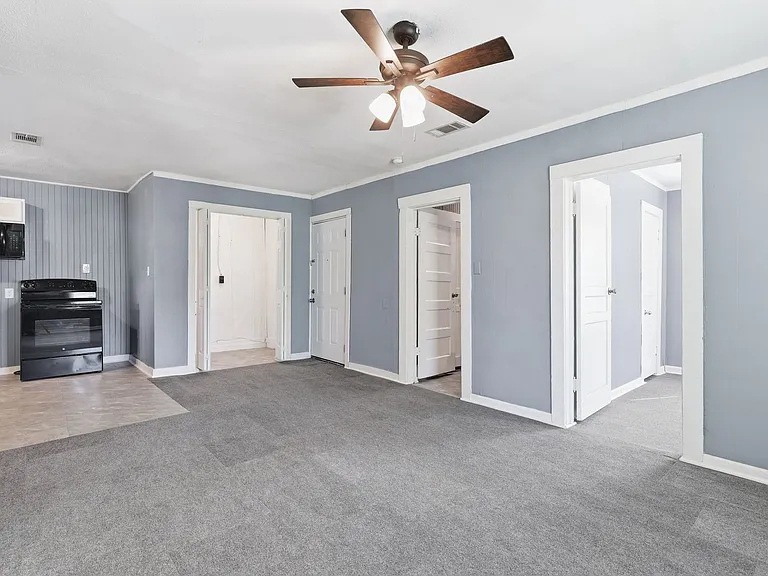 808 Mill St — Photo 7