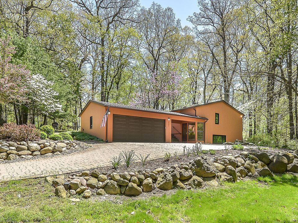 1st image of 2301 Blueberry Ln