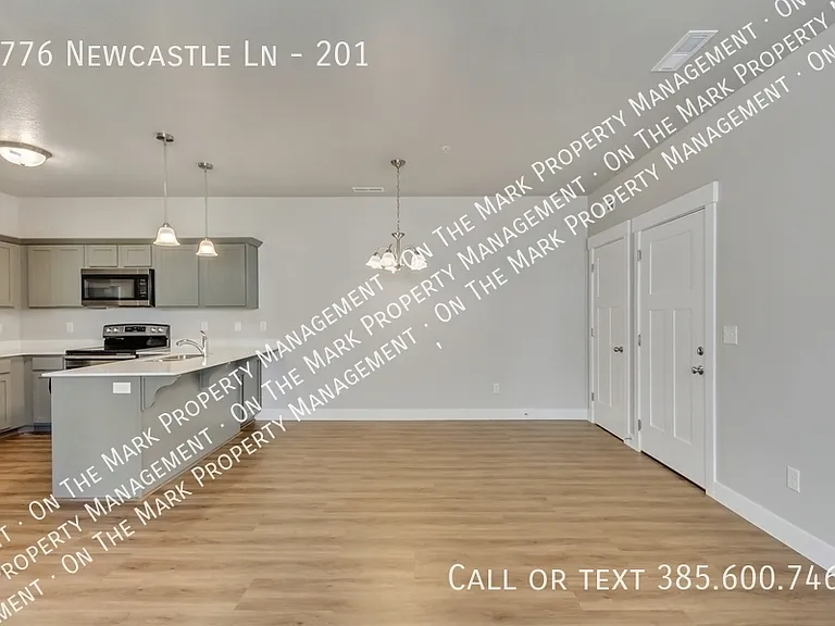 1776 W Newcastle Ln #201 — Photo 9