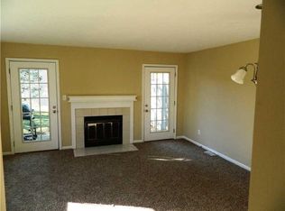 6033 S Bay Dr, Indianapolis, IN
