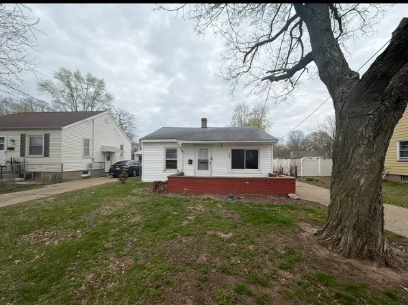 1604 S Kneer Ave, Peoria, IL 61605