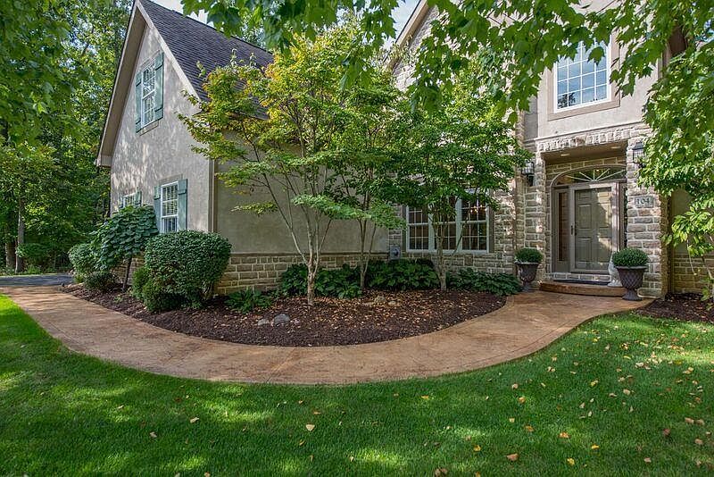 1st image of 104 Buckeye Dr