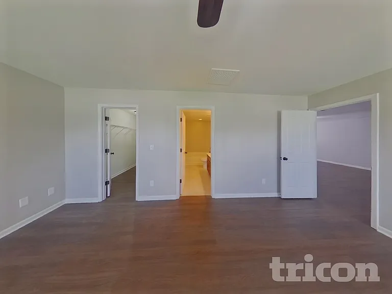1522 Ladora Dr — Photo 9