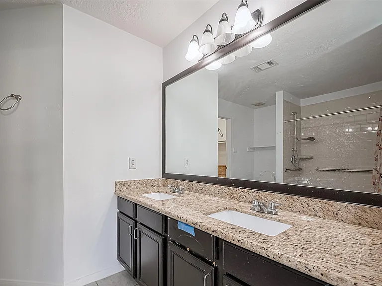 17046 Applecross Ln — Photo 26