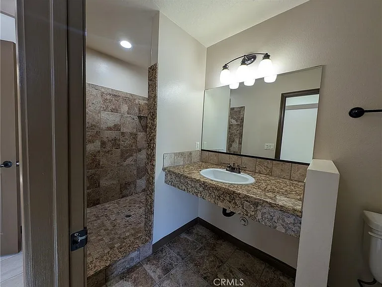 27160 Vista Rd #3 — Photo 10