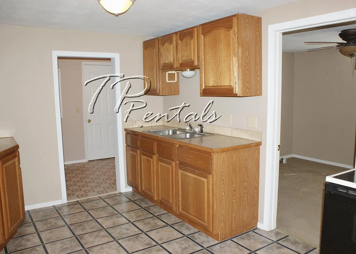 2 bed, 760 sqft, $850 — Photo 4