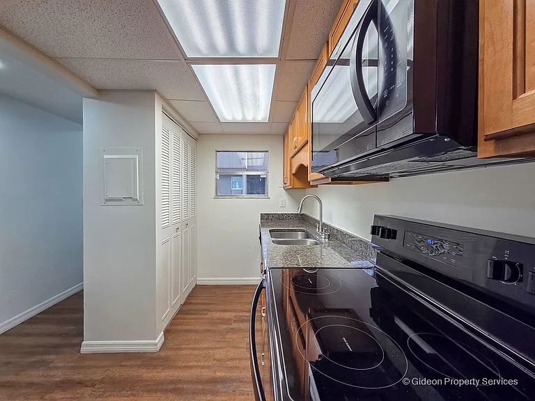 711 SW 75th St #106 — Photo 9