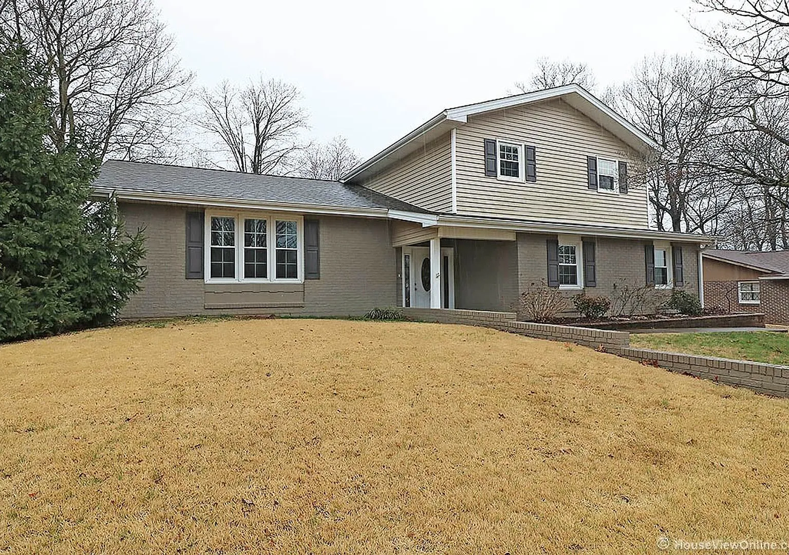 Spacious House In Cape Girardeau — Photo 3