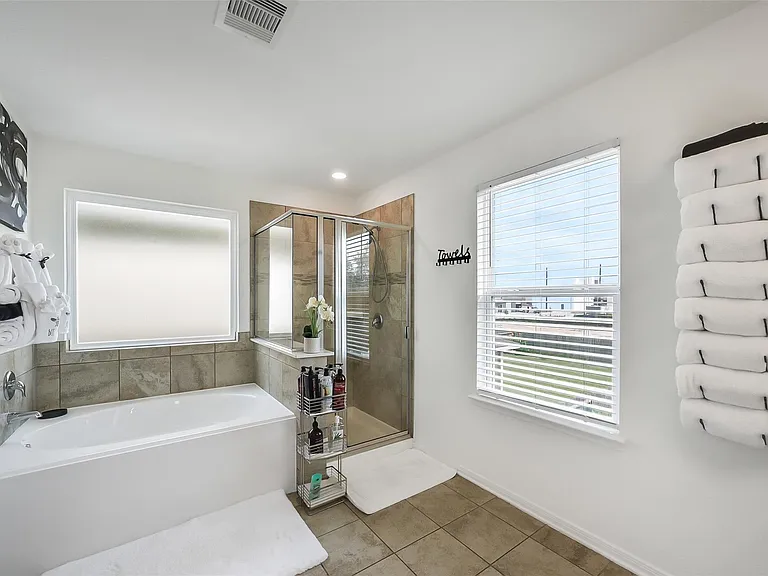 16502 Live Oak Canyon Dr — Photo 23