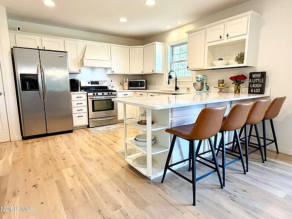 2nd image of 1726 Spring Forest Dr